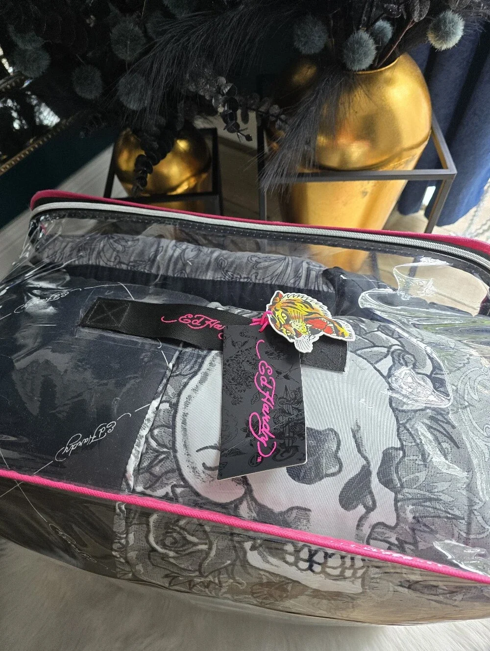 Ed Hardy 5 piece Kind Comforter set new